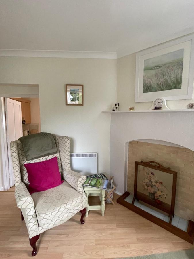 No 96 Chapel Lane - Self Contained Cottage In The Heart Of Butleigh 외부 사진